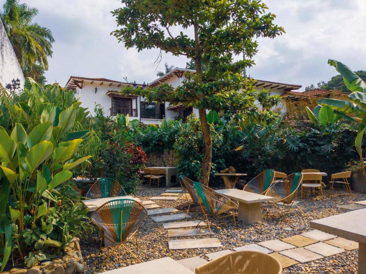 Hotel Boutique La Casa De Piedra Cali Exteriör bild
