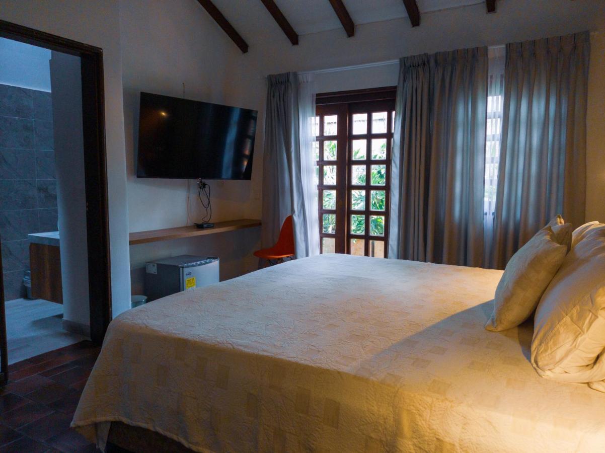 Hotel Boutique La Casa De Piedra Cali Exteriör bild