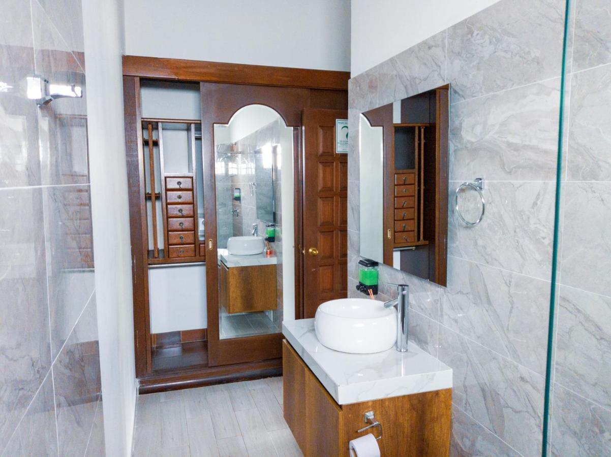 Hotel Boutique La Casa De Piedra Cali Exteriör bild