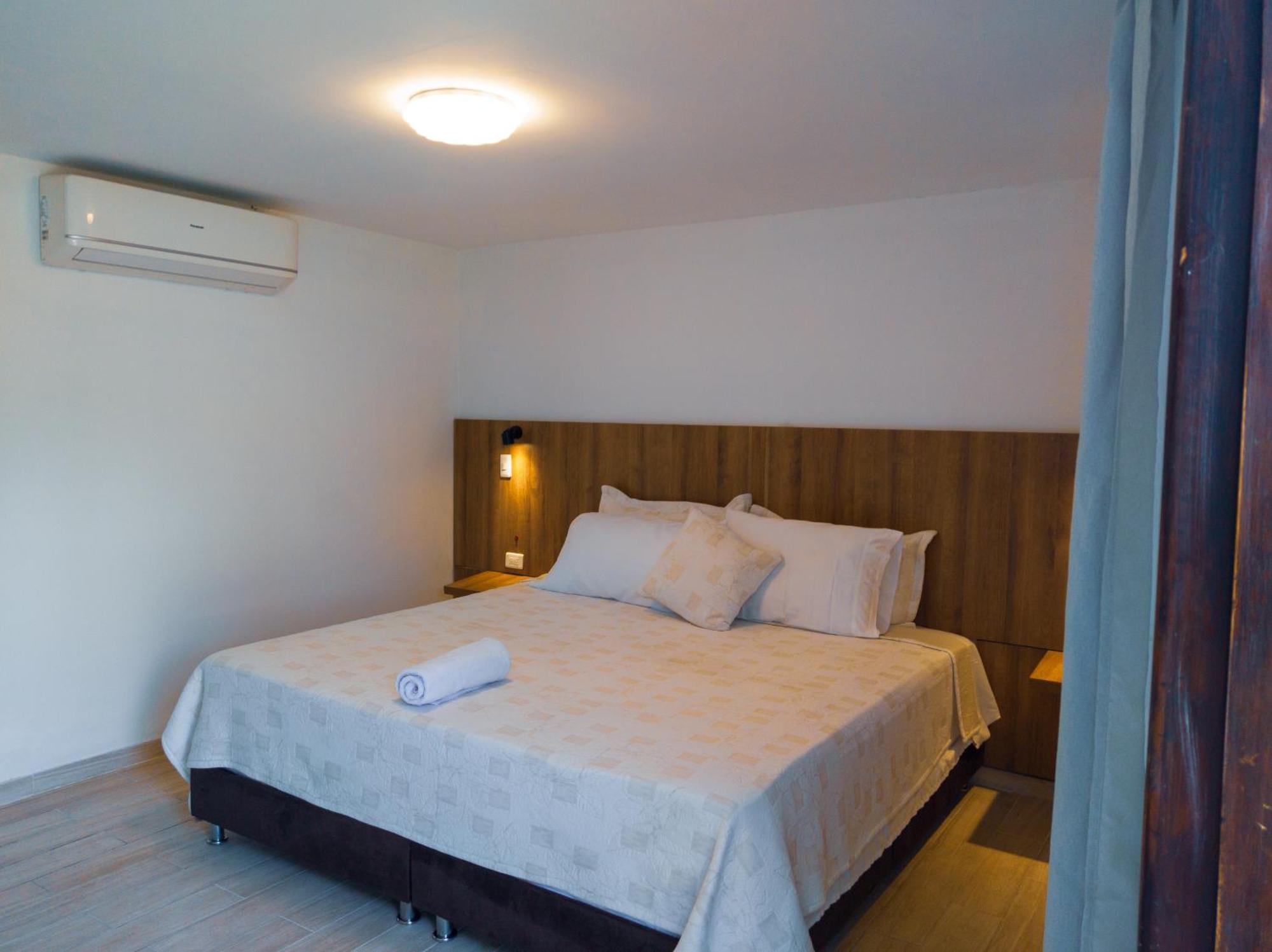 Hotel Boutique La Casa De Piedra Cali Exteriör bild